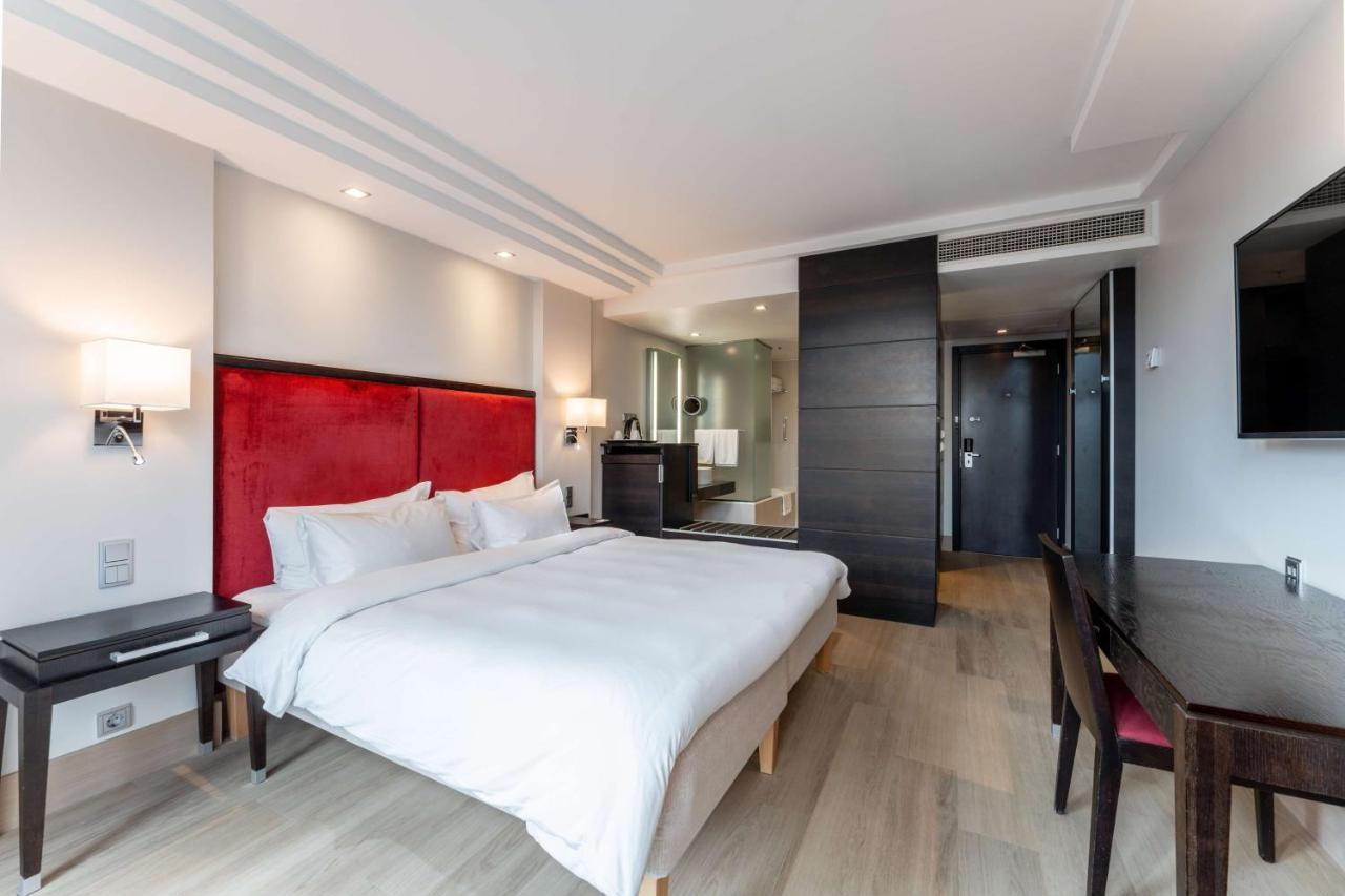 Radisson Blu Elizabete Hotel, Riga Exterior photo